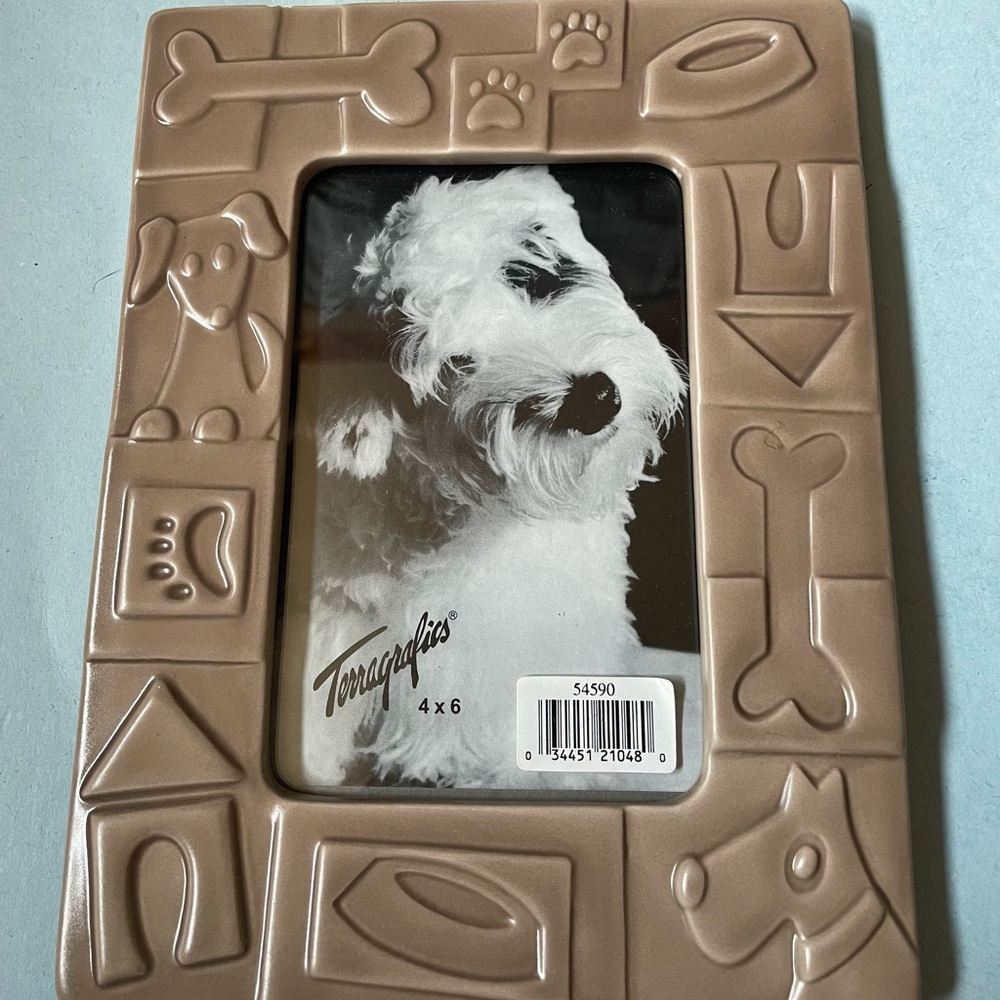 NWT Burnes of Boston Tan Ceramic Dog Picture Frame